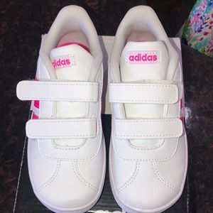 Toddler size 9 adidas Velcro sneakers